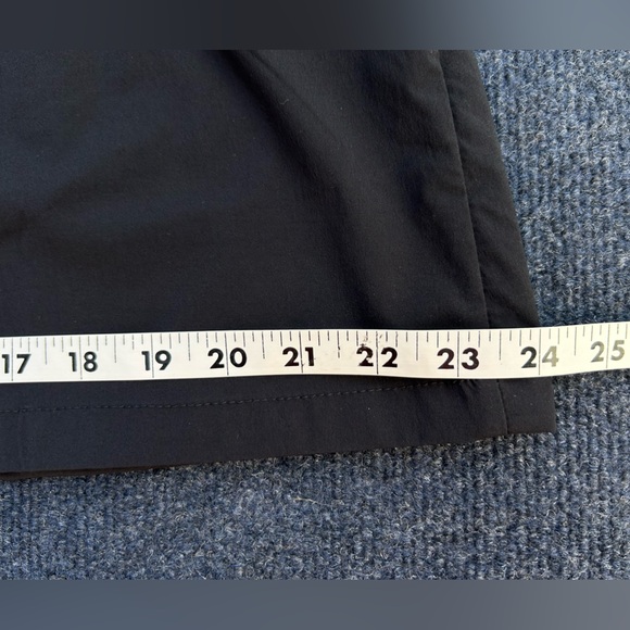 Anatomie Delaney Travel Vest in Black Size Large - Picture 16 of 16